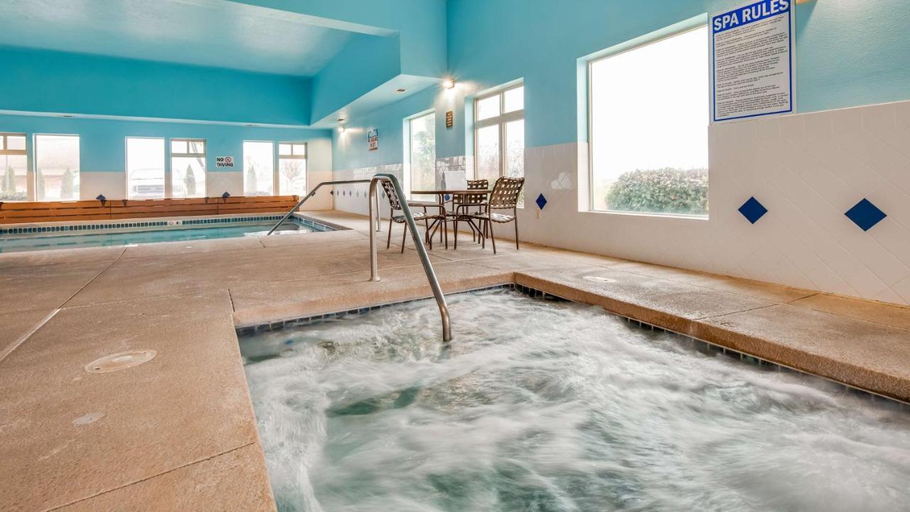  | Best Western Plus Grapevine Inn