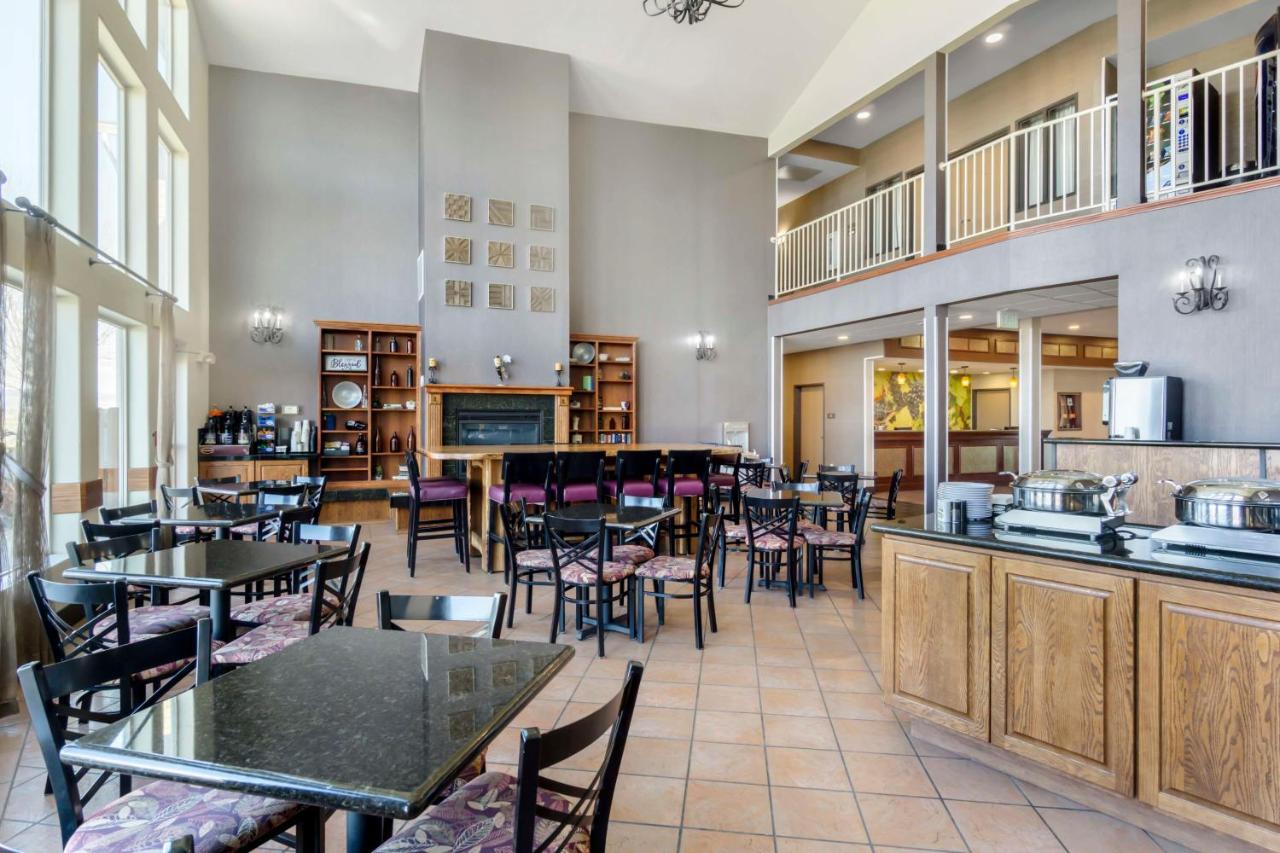  | Best Western Plus Grapevine Inn