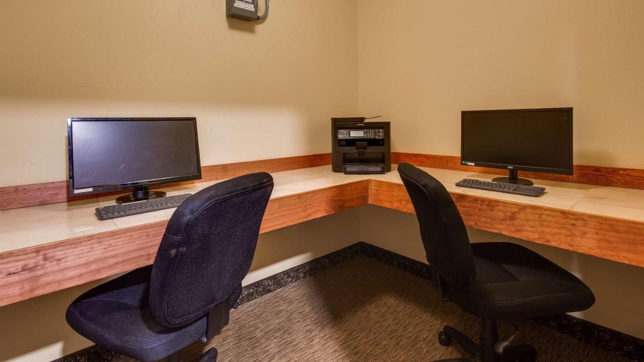  | Best Western Plus Grapevine Inn