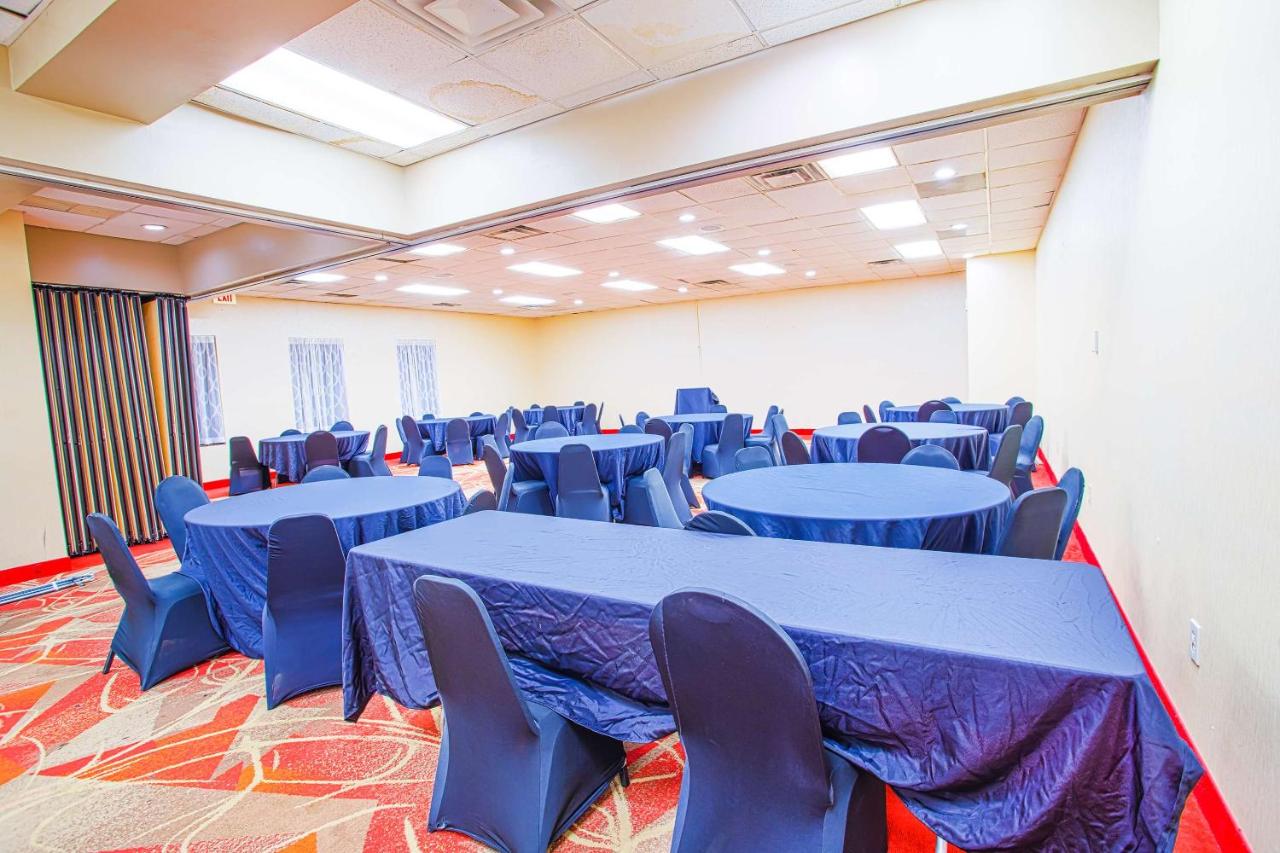 | Ramada by Wyndham Winston-Salem
