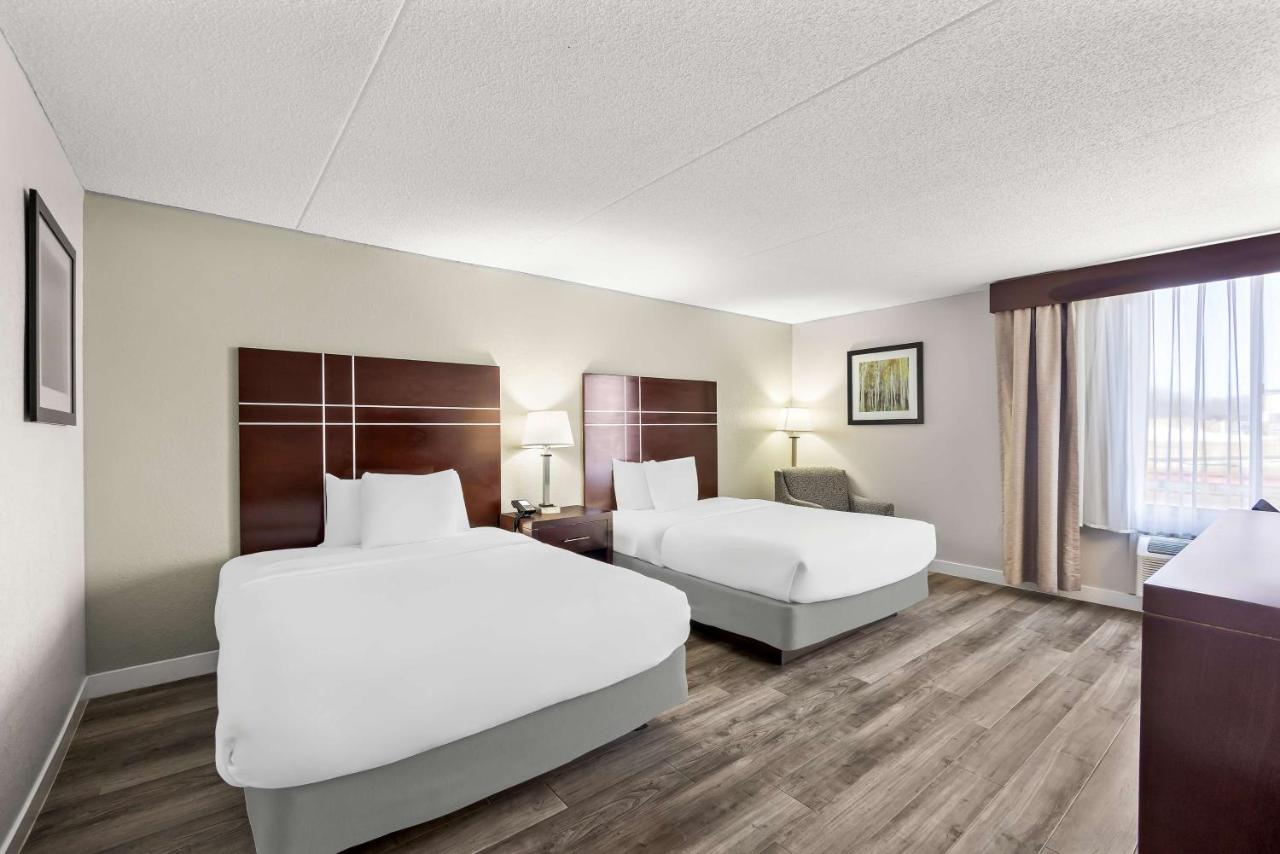 | Best Western Luxbury Inn Fort Wayne