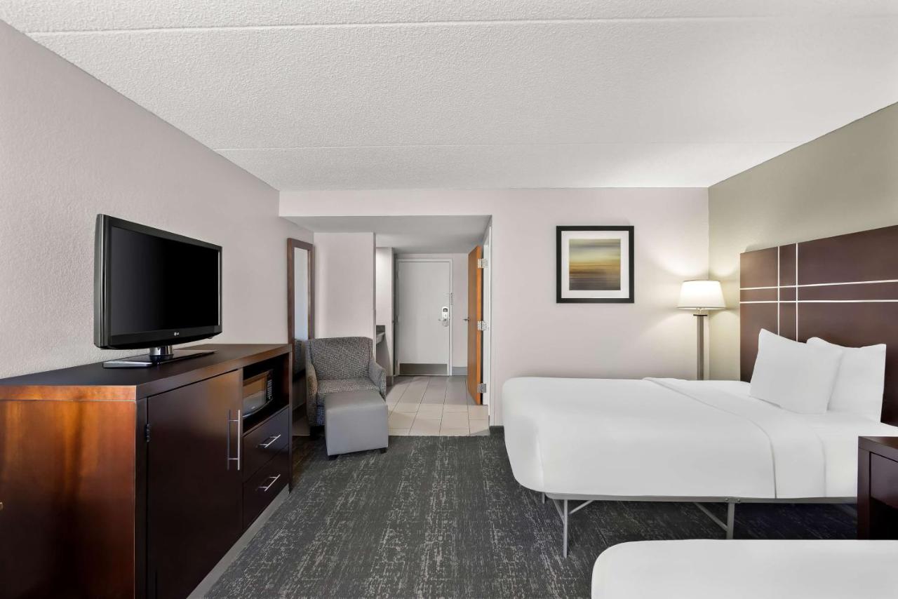 | Best Western Luxbury Inn Fort Wayne