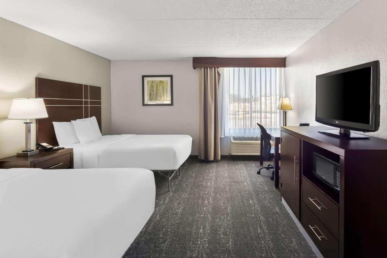 | Best Western Luxbury Inn Fort Wayne