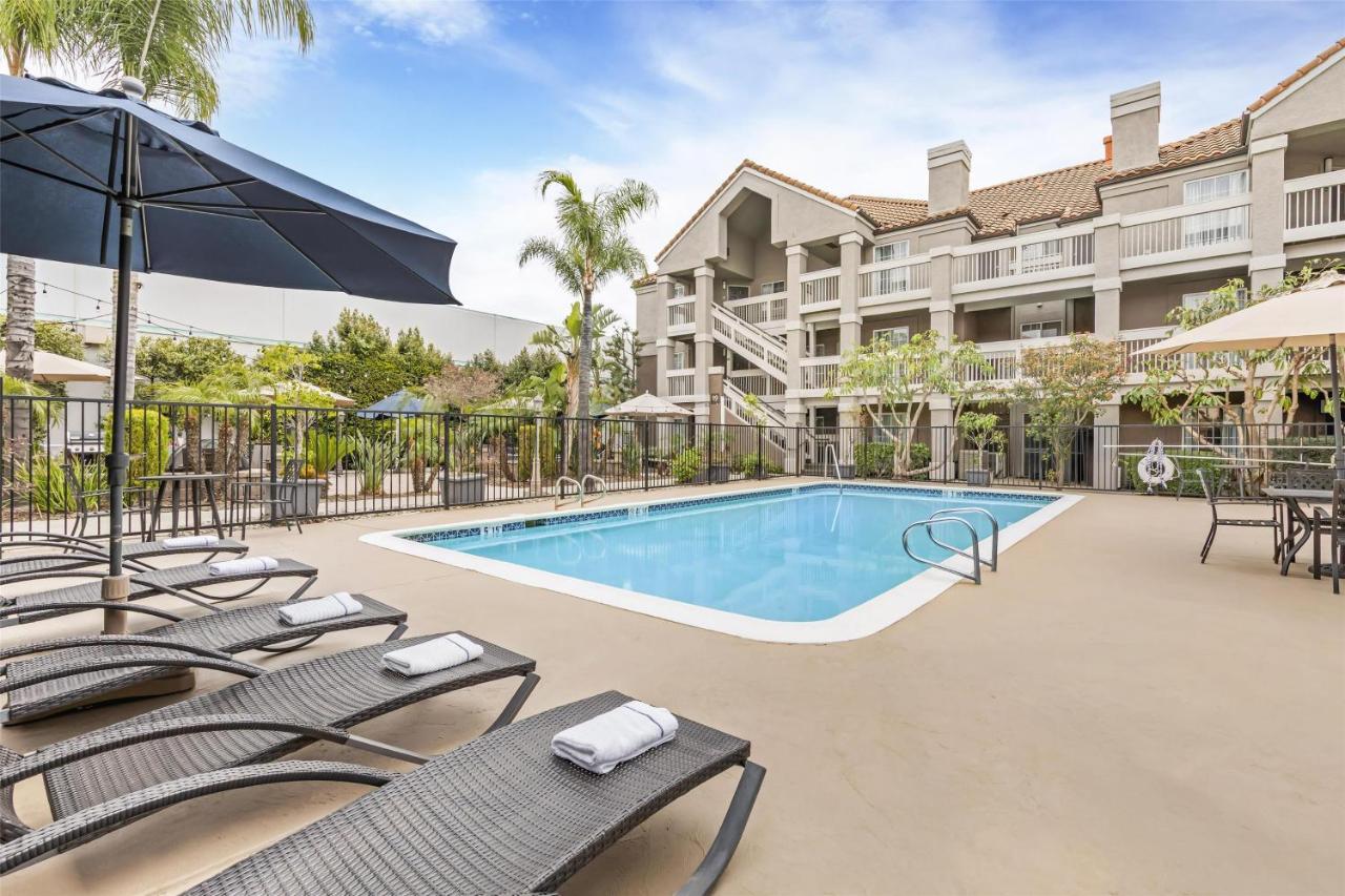 | Sonesta ES Suites Chatsworth