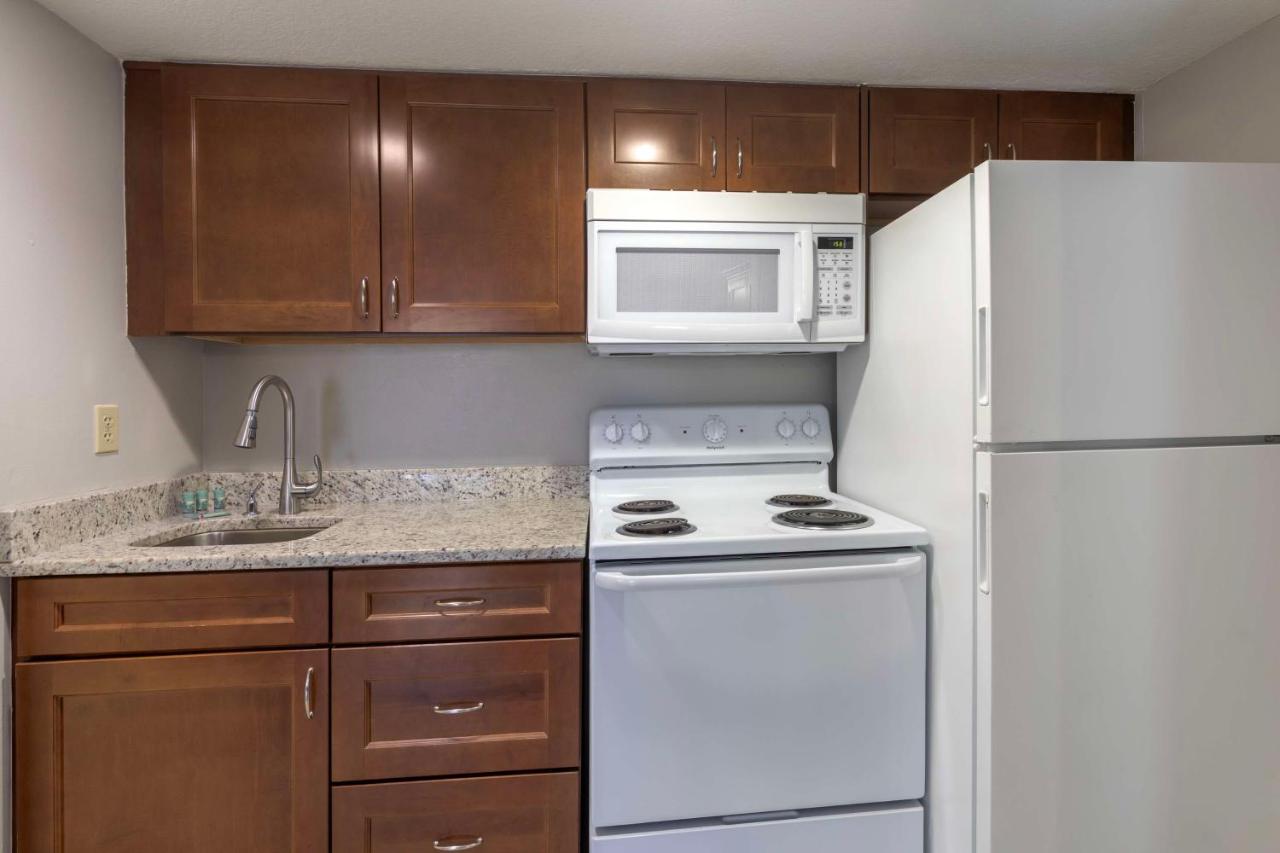Queen Room with Two Queen Beds - Non-Smoking at Best Western Cocoa Beach - Port Canaveral