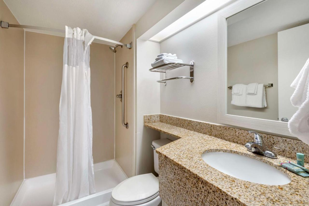 Queen Room with Two Queen Beds - Courtyard View at Best Western Cocoa Beach - Port Canaveral