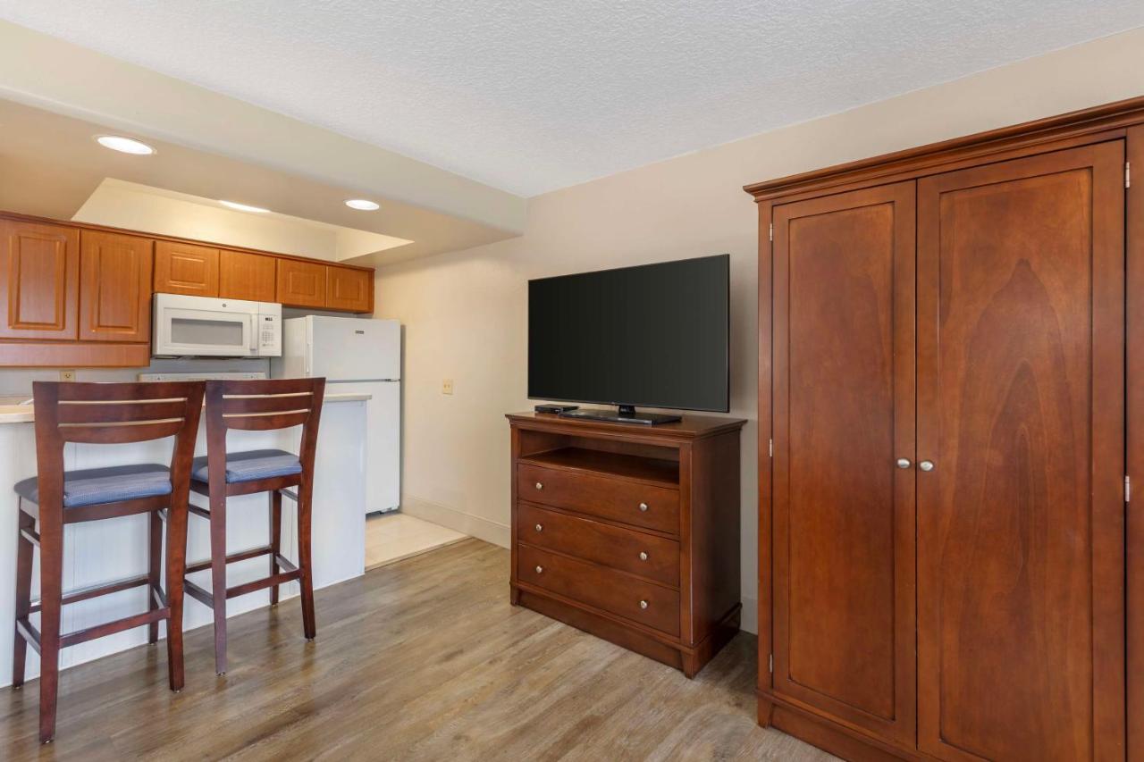 King Room - Non-Smoking at Best Western Cocoa Beach - Port Canaveral