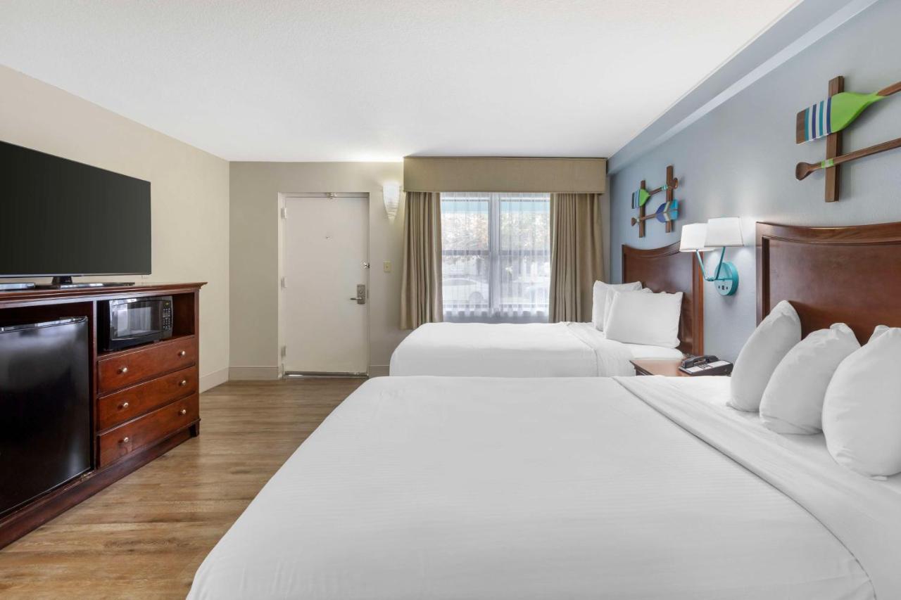 | Best Western Cocoa Beach Hotel & Suites