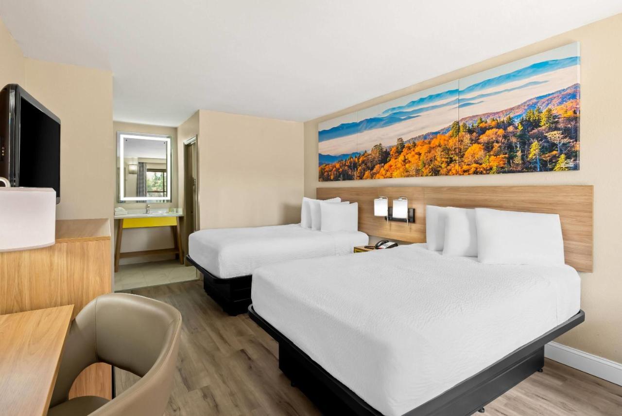 Deluxe Double Room with Two Double Beds - Non-Smoking at Days Inn by Wyndham Petersburg/South Fort Lee