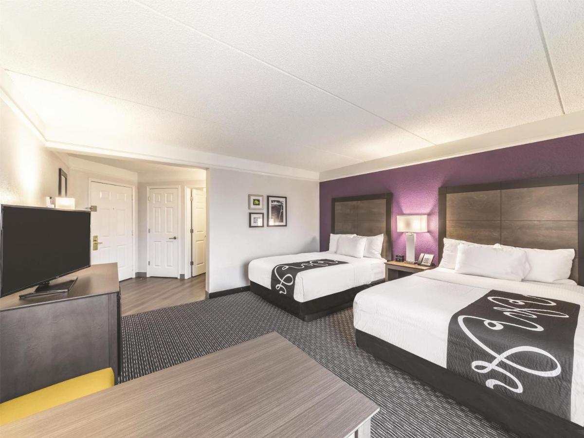 Standard Room with Two Double Beds at La Quinta Inn & Suites by Wyndham Austin Airport
