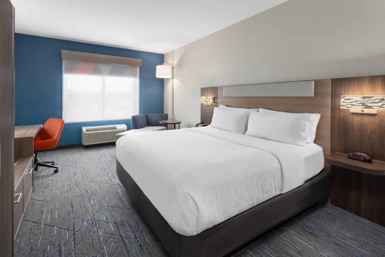 King Room - Non-Smoking at Holiday Inn Express Hotel & Suites DuBois by IHG