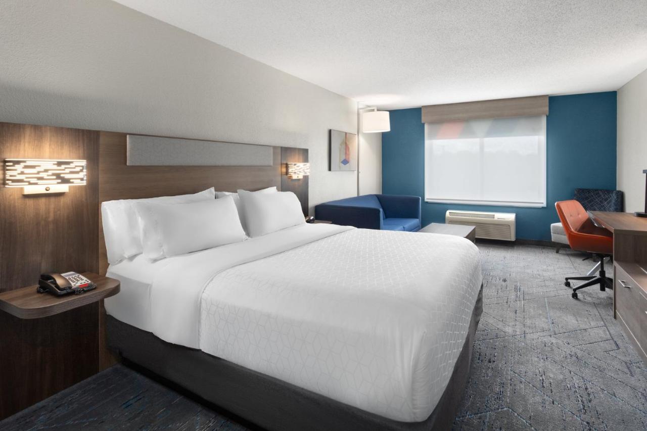 | Holiday Inn Express Hotel & Suites DuBois, an IHG Hotel