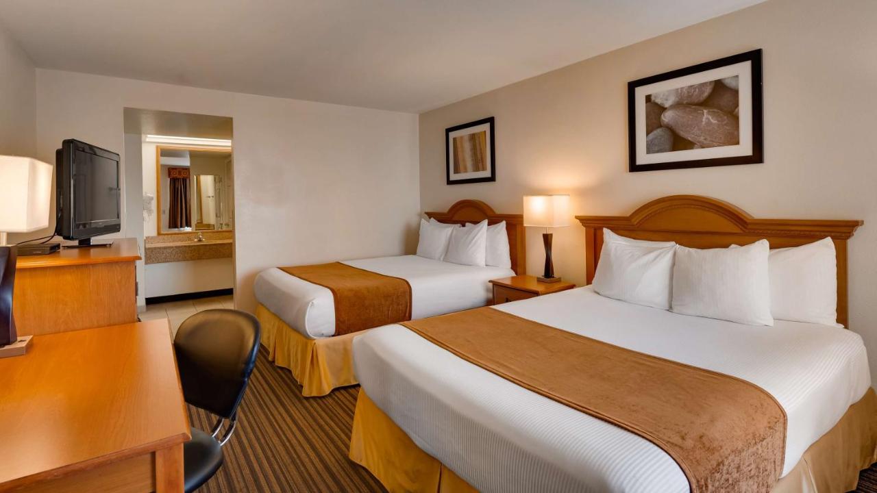  | Best Western War Bonnet Inn
