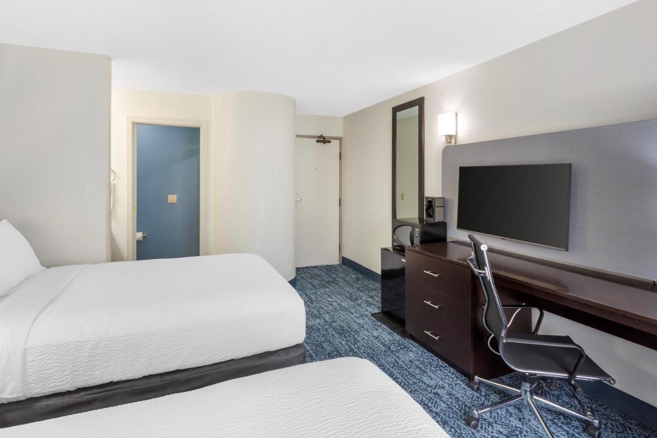 Double Room with Two Double Beds - Non-Smoking at Sleep Inn Missoula Southgate