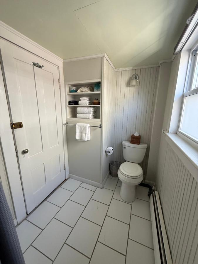 | Somerset House Inn