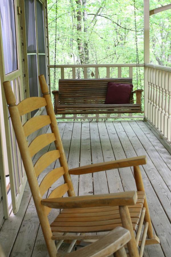 | Blue Mountain Mist Country Inn