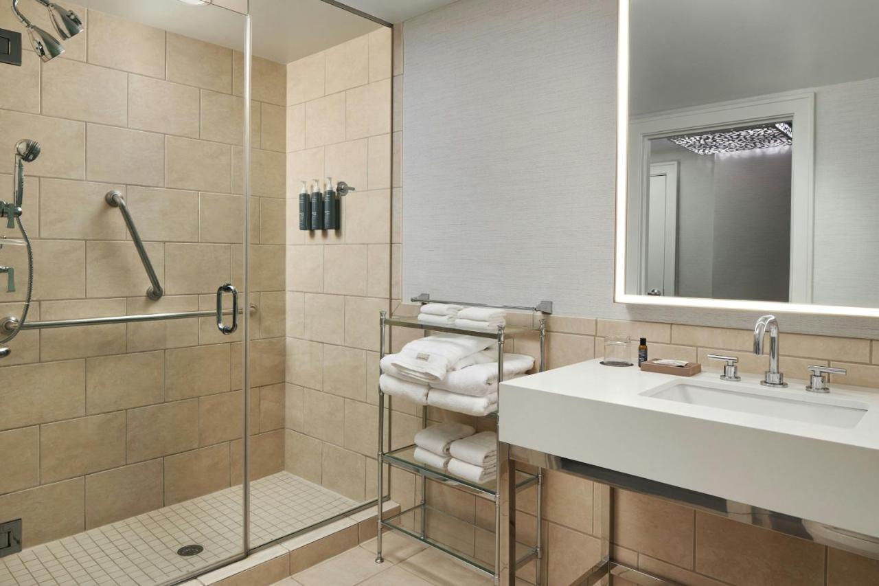 | The Westin Richmond