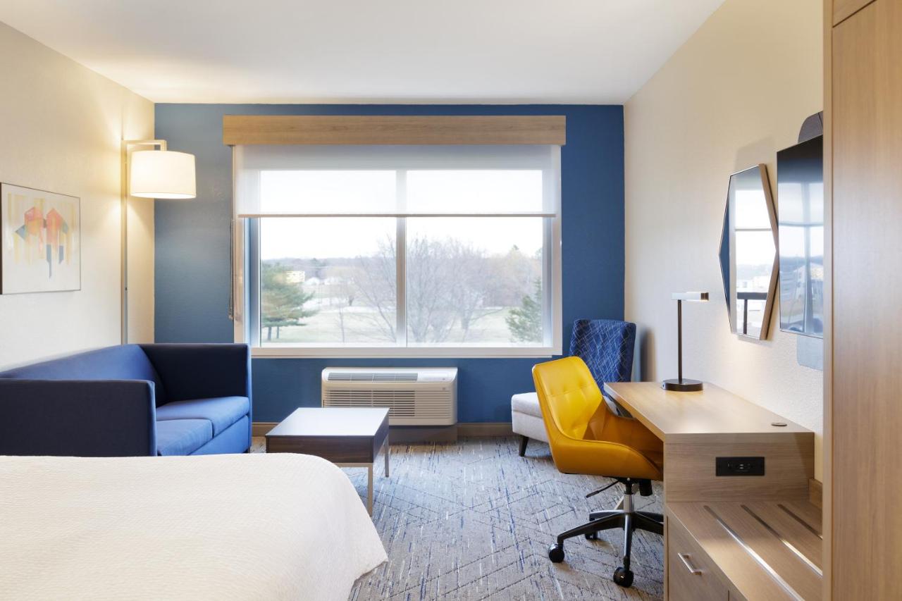 | Holiday Inn Express Los Angeles Airport Hawthorne, an IHG Hotel