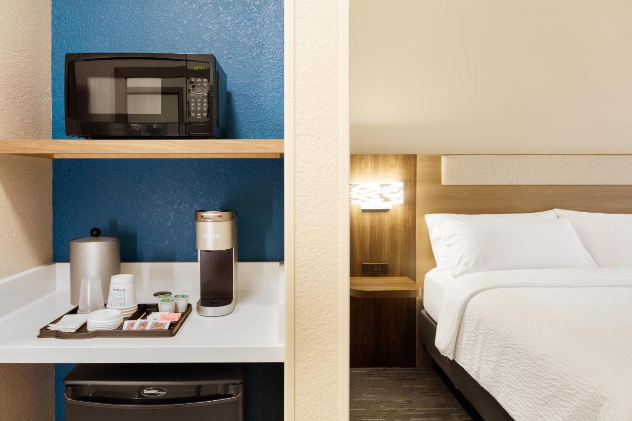 | Holiday Inn Express Los Angeles Airport Hawthorne, an IHG Hotel