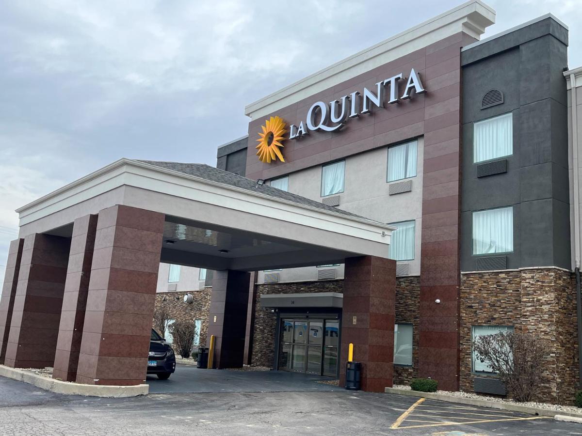 | La Quinta Inn & Suits by Wyndham Pontoon Beach IL