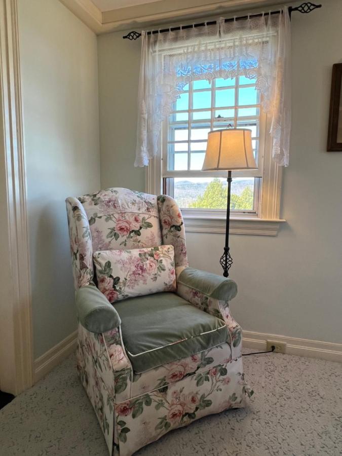 | Adair Country Inn & Restaurant