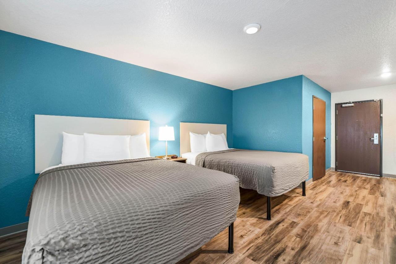 Queen Room with Two Queen Beds - Accessible/Non-Smoking at WoodSpring Suites Davenport FL