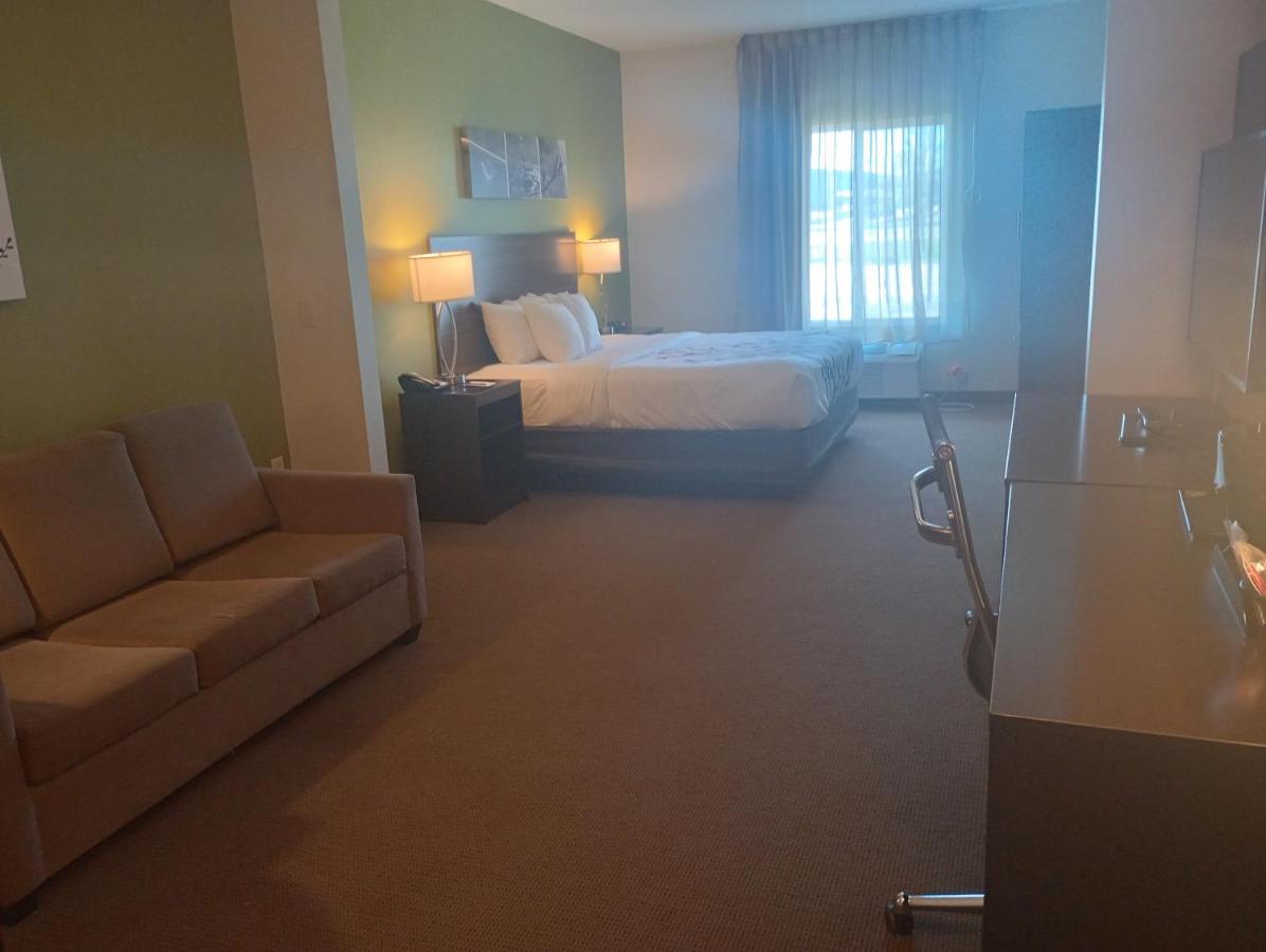 | Sleep Inn & Suites Oakley I-70