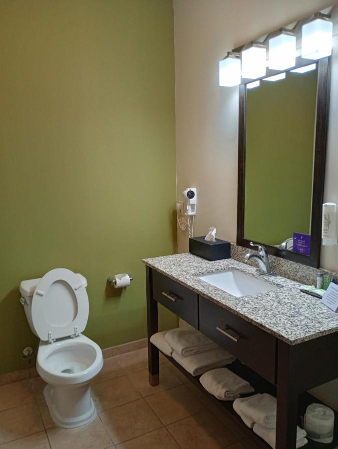 | Sleep Inn & Suites Oakley I-70
