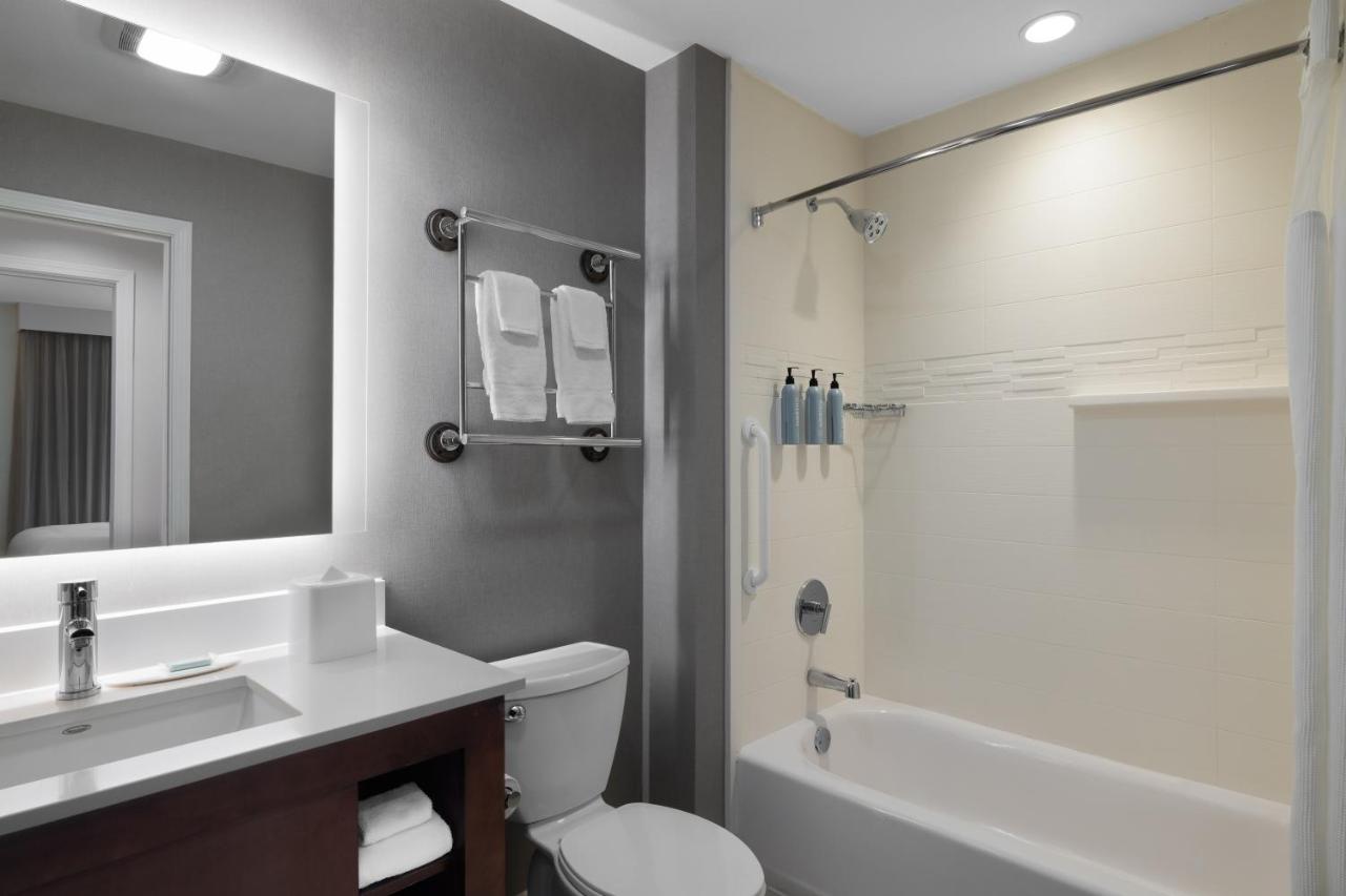 | Residence Inn Des Moines Downtown