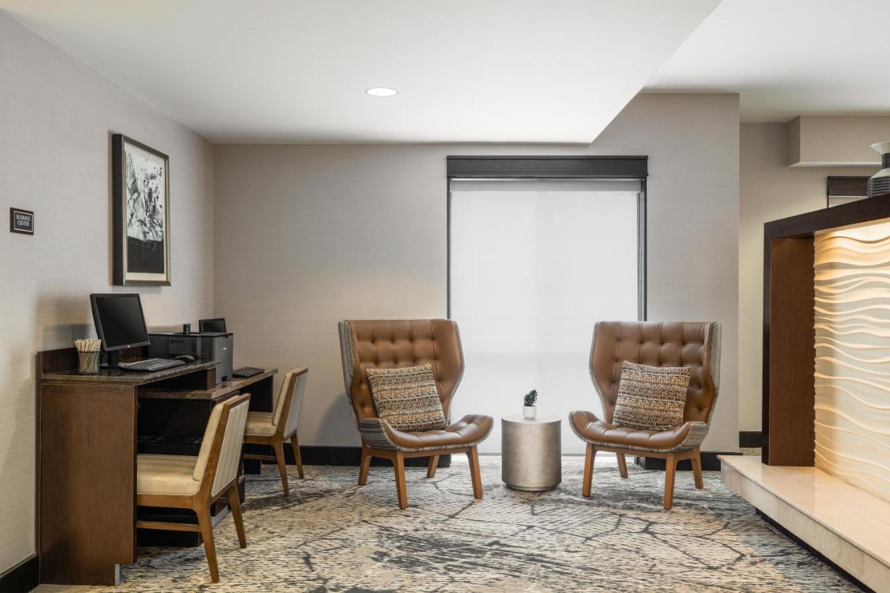| Residence Inn Des Moines Downtown