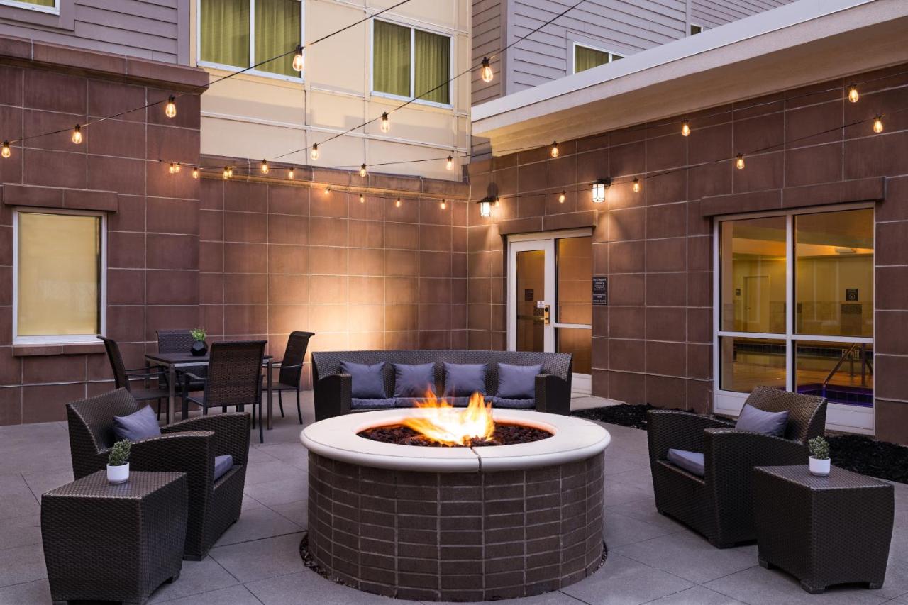 | Residence Inn Des Moines Downtown