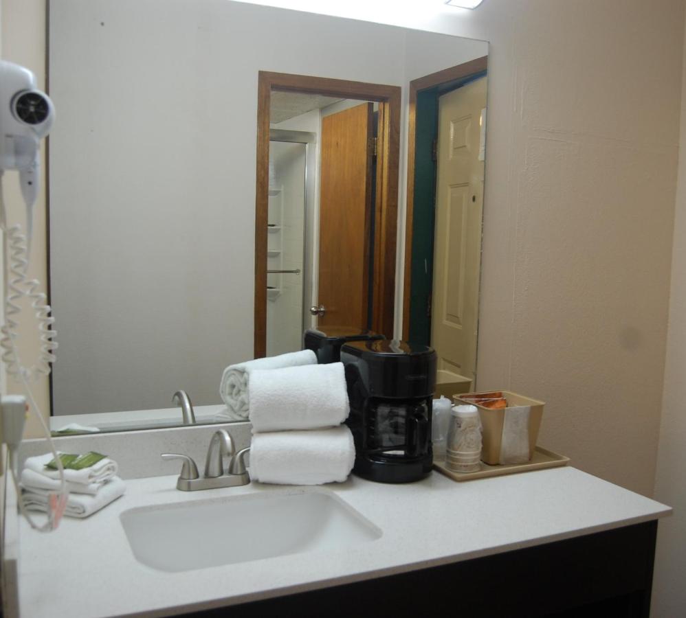 Standard Room with Two Queen Beds, Balcony at Vacation Lodge