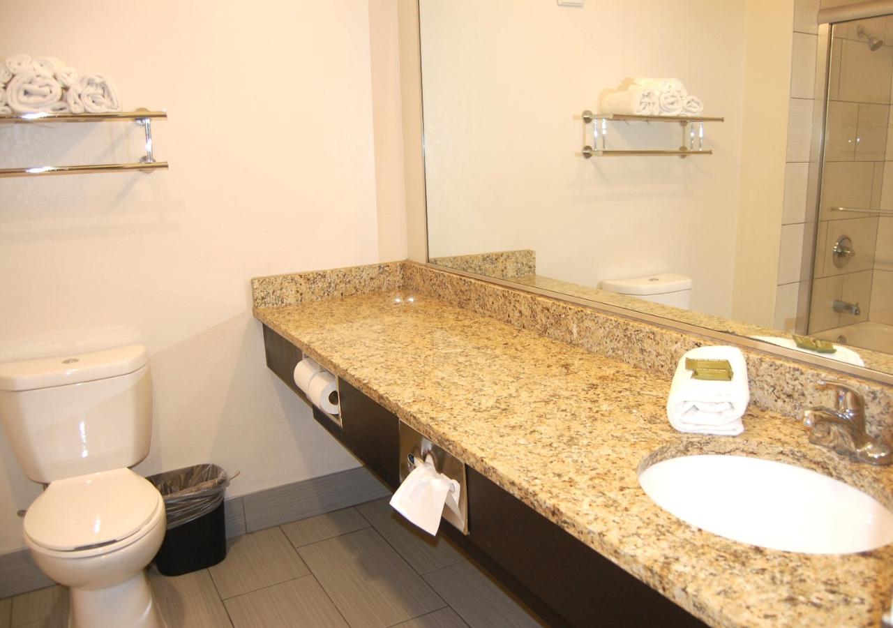 Junior Suite at Vacation Lodge