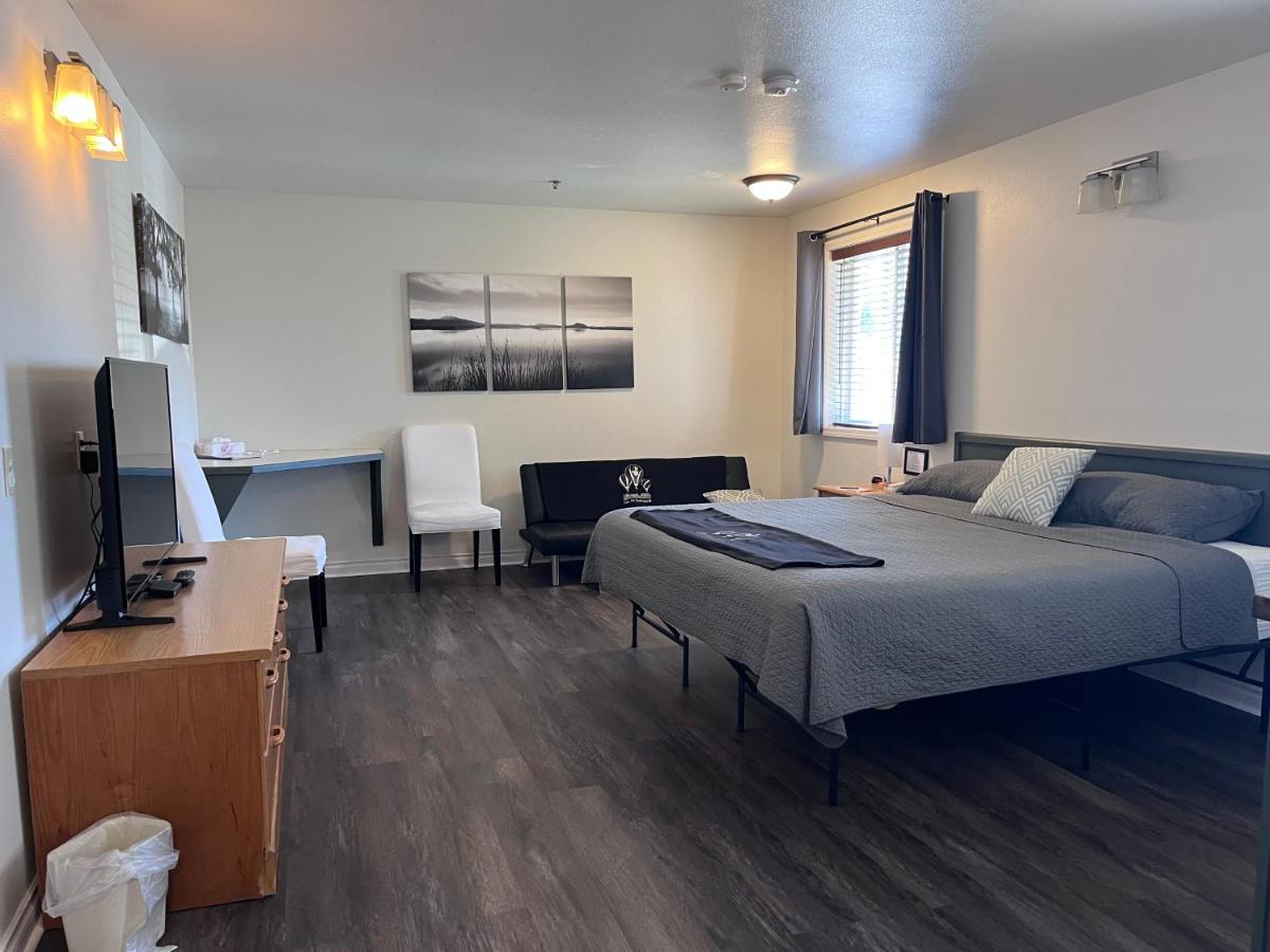 | Snohomish Inn