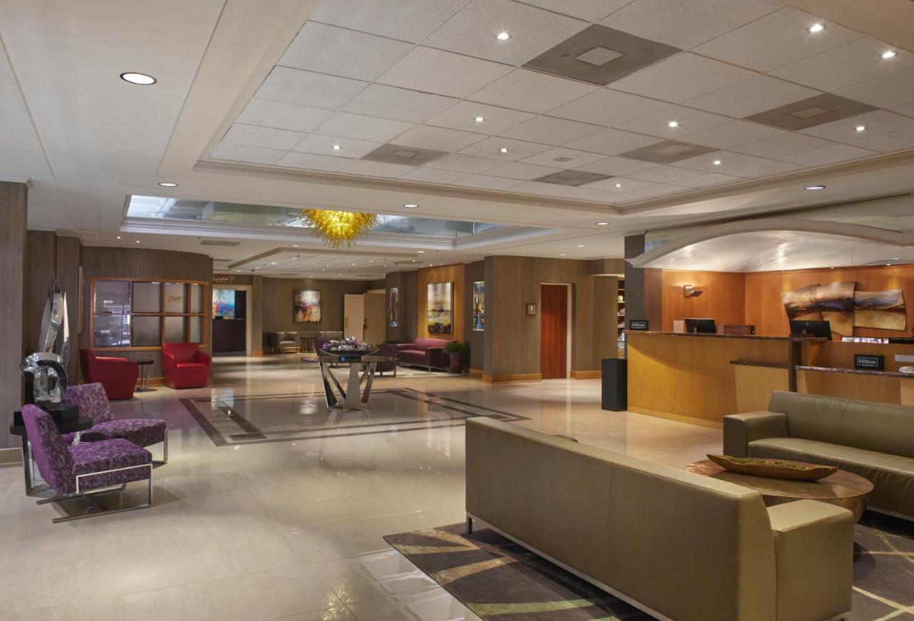 | Hilton Akron/Fairlawn