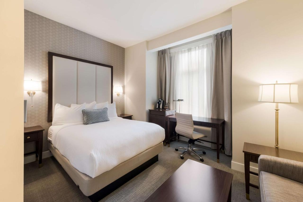 | Independence Park Hotel, Premier Collection