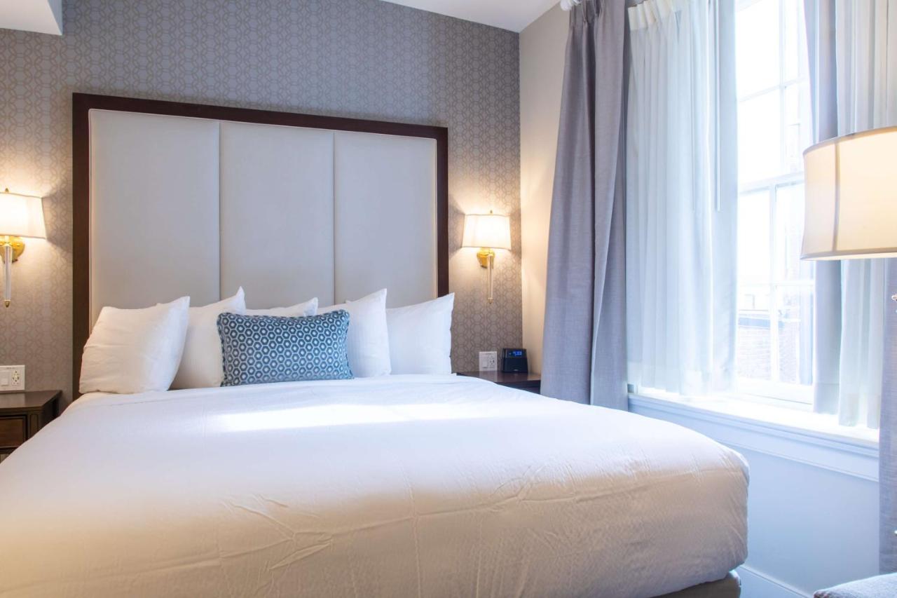 | Independence Park Hotel, Premier Collection