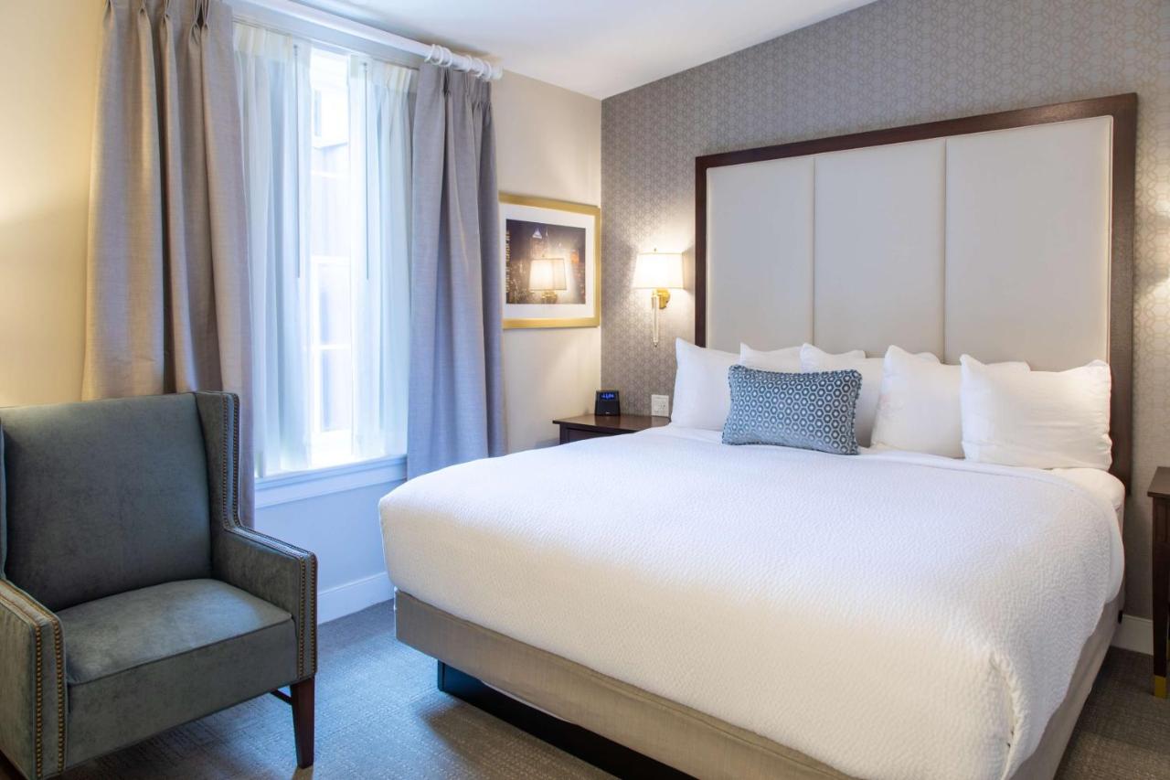 | Independence Park Hotel, Premier Collection