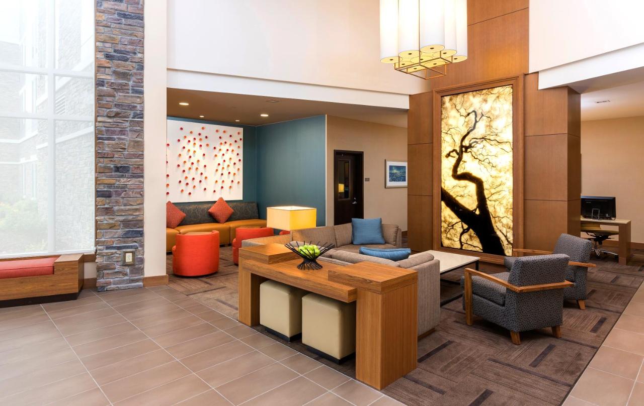 | Hyatt Place Canton