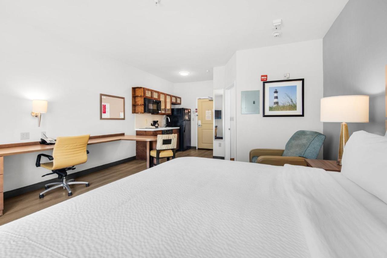| Candlewood Suites Pensacola - University Area, an IHG Hotel