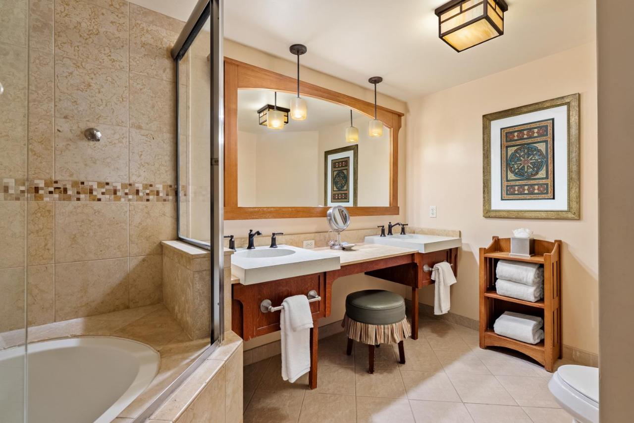 Standard Deluxe at Avila Village Inn