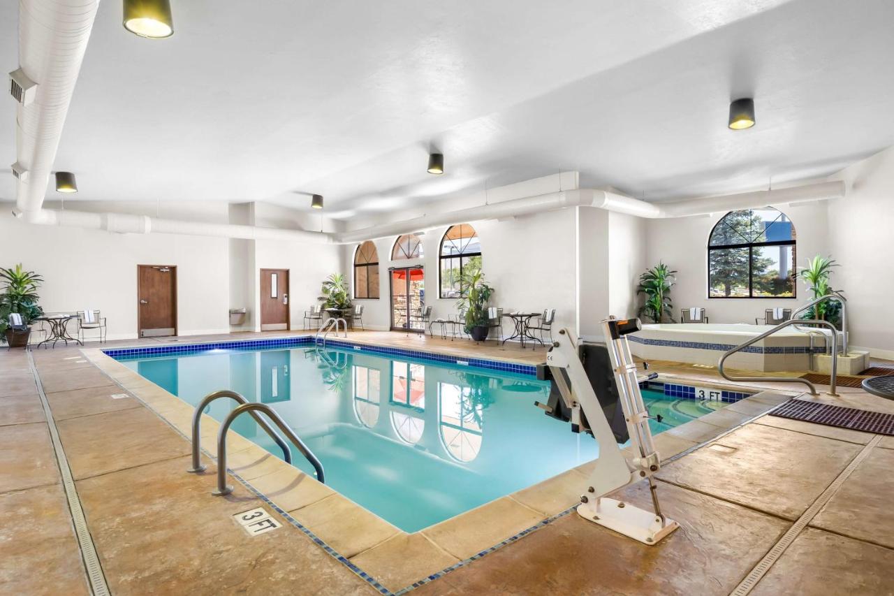 | Best Western Grande River Inn & Suites