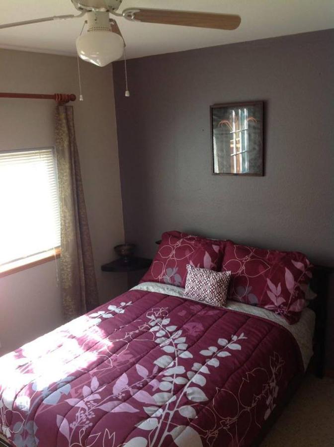 | A Hyde Away Inn B&B