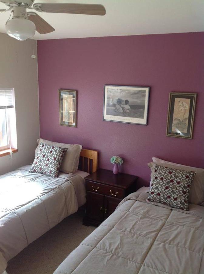 | A Hyde Away Inn B&B