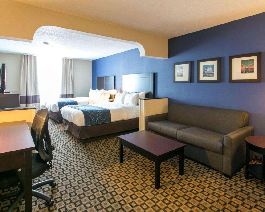 Queen Suite with Two Queen Beds - Non-Smoking at Comfort Suites Benton Harbor - St. Joseph