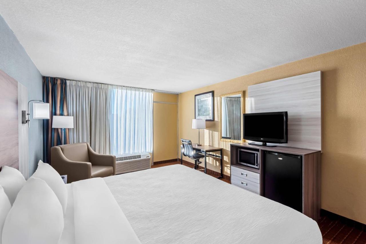 King Room - Non-Smoking at Quality Inn Fort Dodge