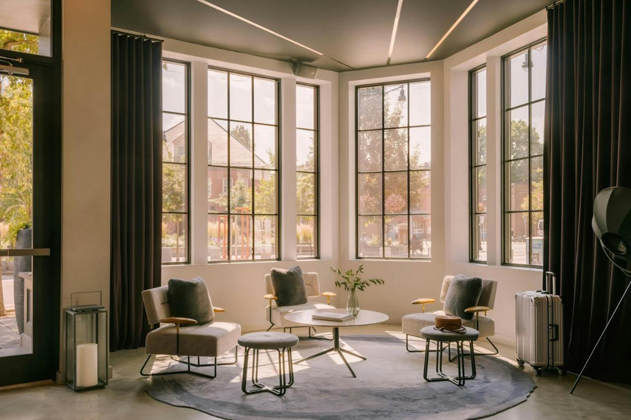 Sonder 907 Main
