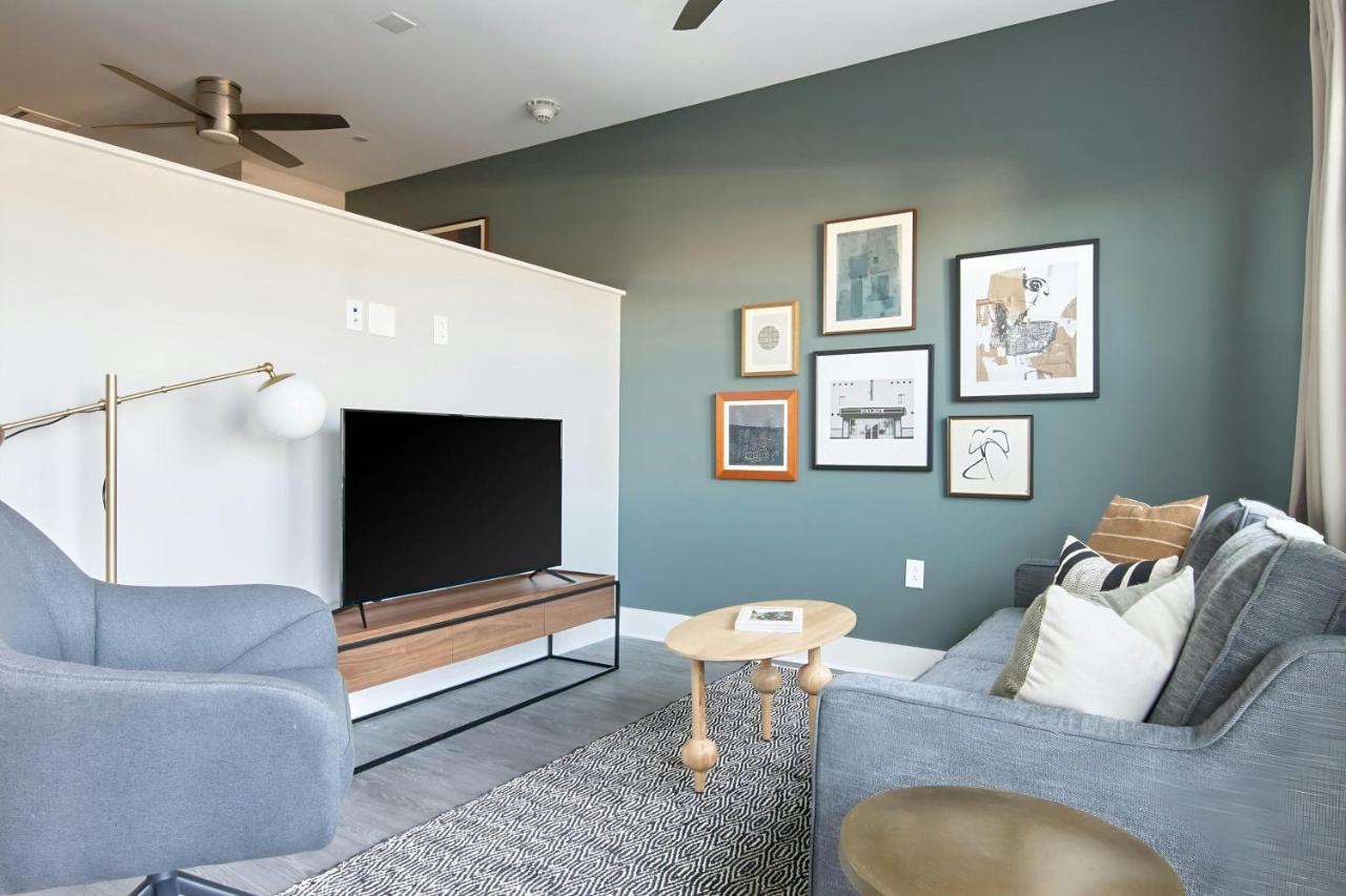 Studio with Balcony at Sonder Belcourt