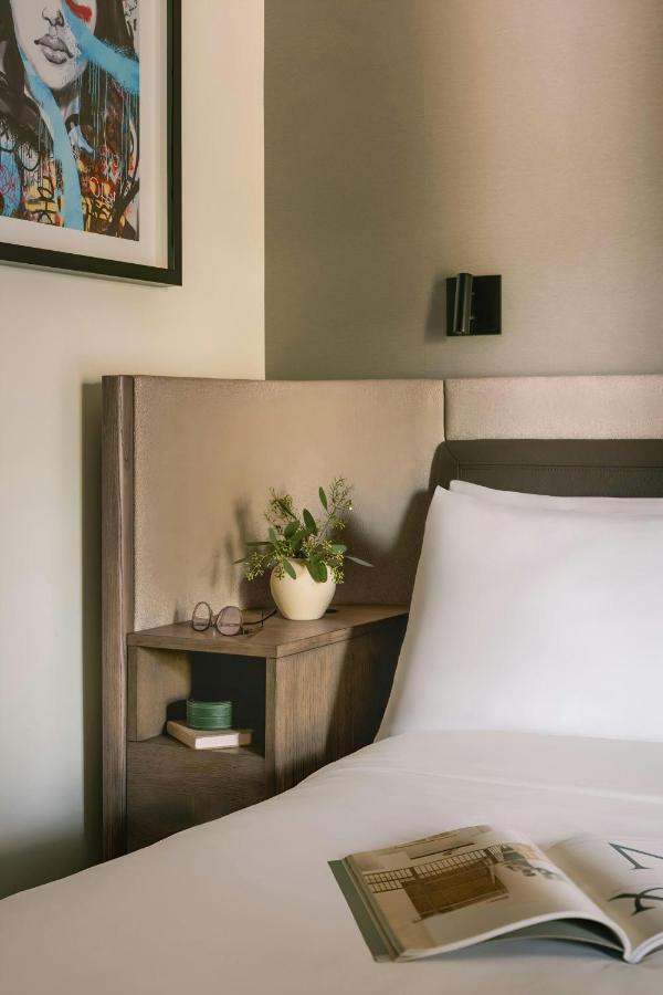 Sonder 907 Main