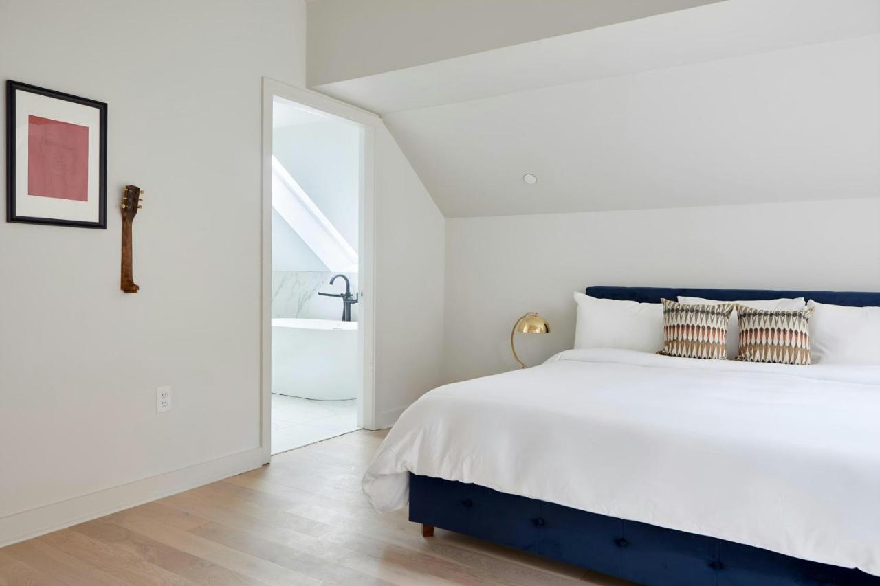 Two-Bedroom Suite at Sonder Gravier Place